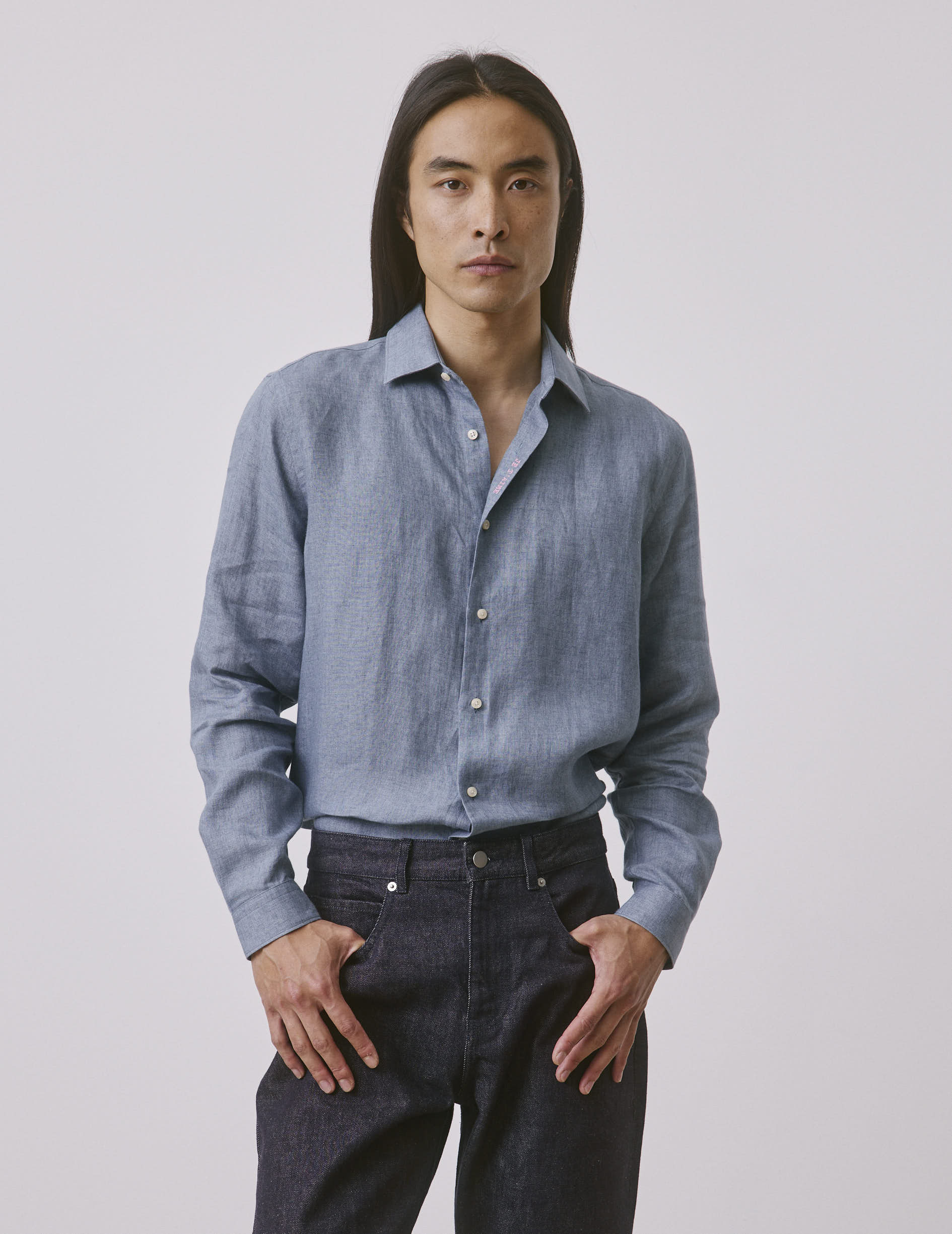 Unisex blue linen “Je t’aime” shirt - Linen - Figaret Collar