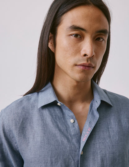 Unisex blue linen “Je t’aime” shirt