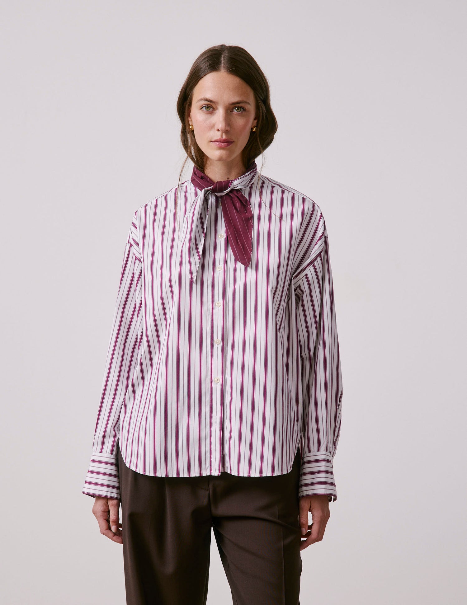 Burgundy striped Margaux shirt - Poplin - Lavallière tie Collar#3