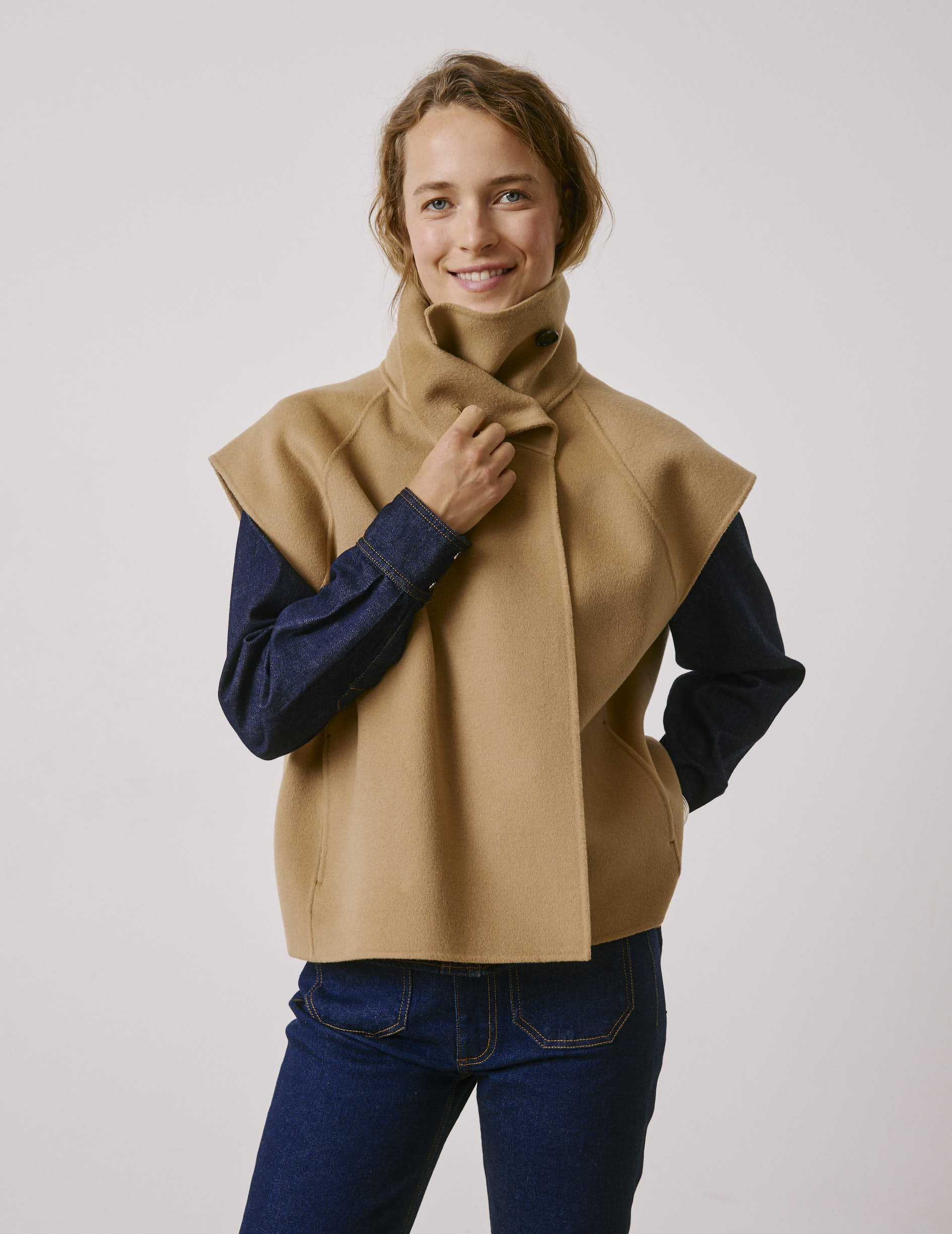Beige merino wool sleeveless vest