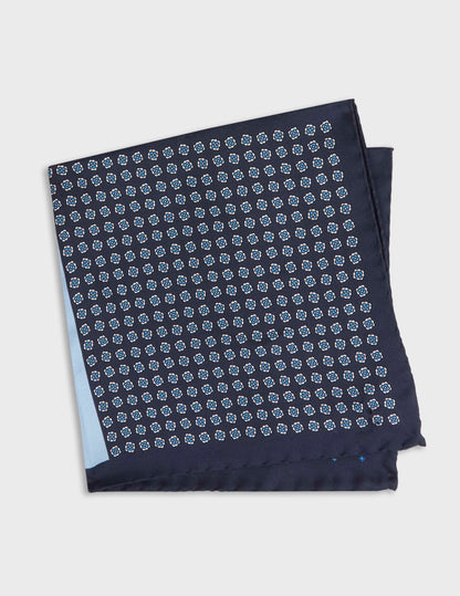 Four-sided silk pocket square