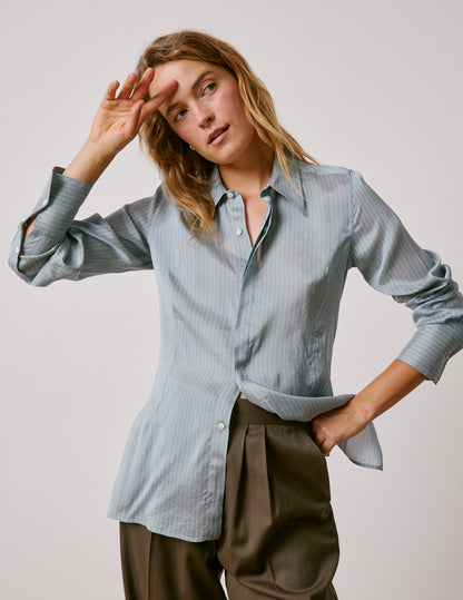 Light blue striped Pétale shirt