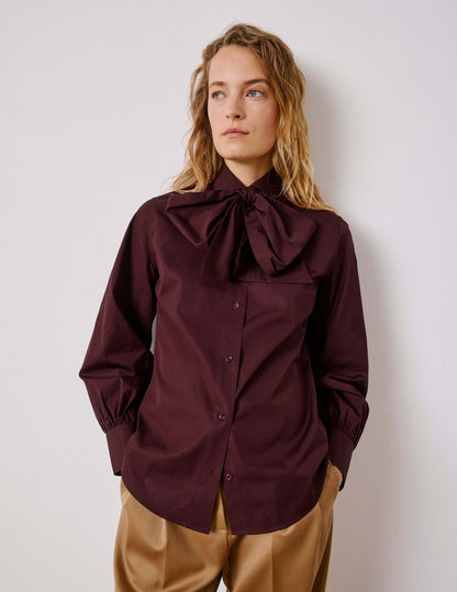 Burgundy removable pussybow collar Pétula shirt