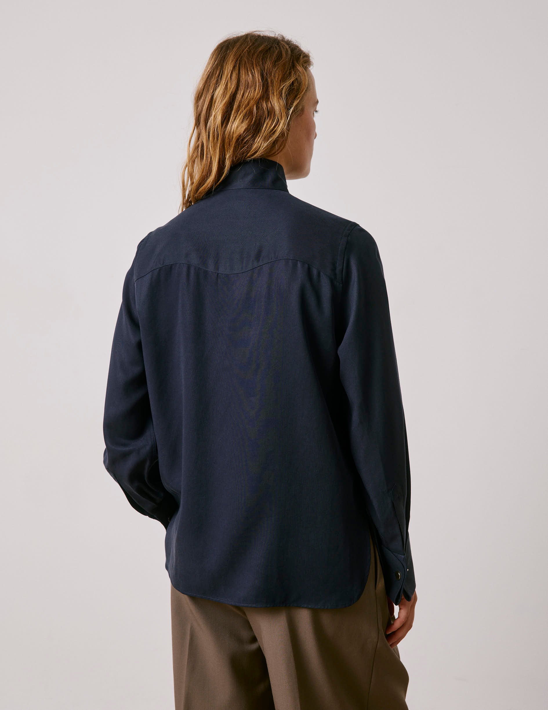 Navy blue lyocell Peyton shirt - Twill - Round up amount Collar - Musketeers Cuffs