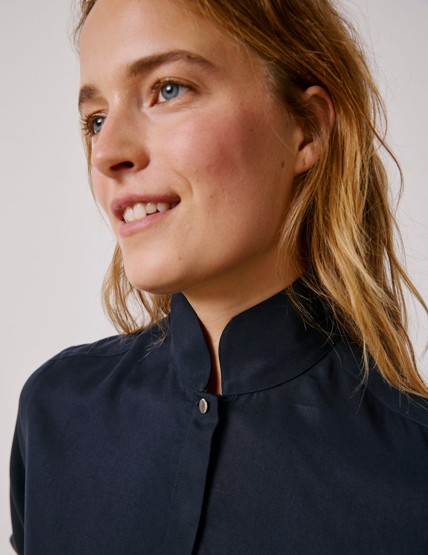 Navy blue lyocell Peyton shirt - Twill - Round up amount Collar - Musketeers Cuffs#4