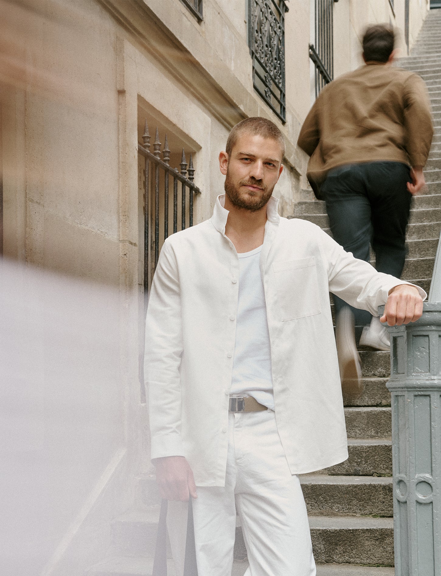 White Montmartre shirt - Linen - Right amount Collar#1