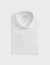 Semi-fitted white shirt