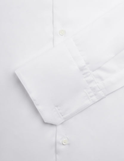 Semi-fitted white shirt