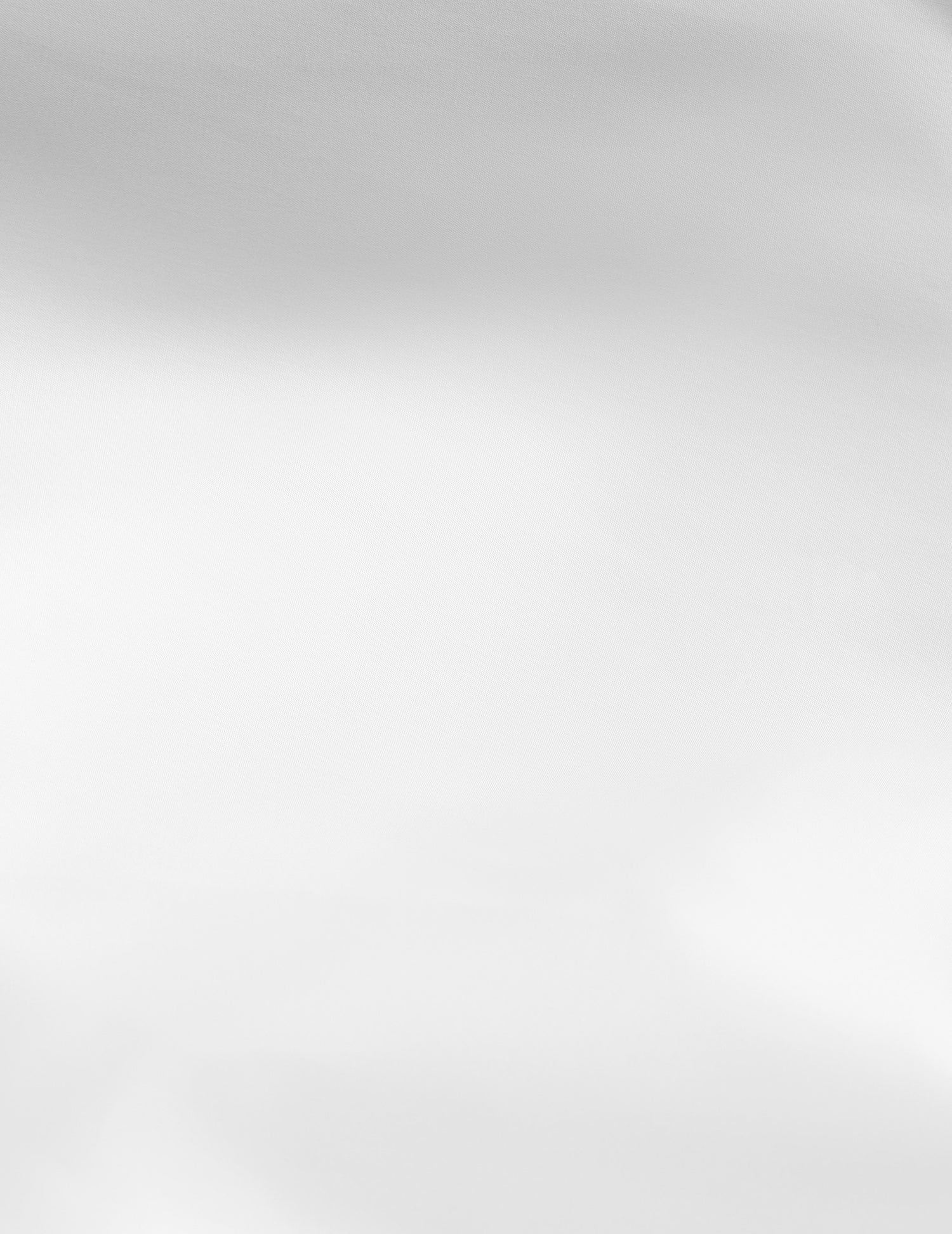 Semi-fitted white shirt