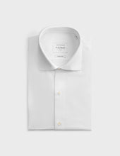 Semi-fitted white shirt