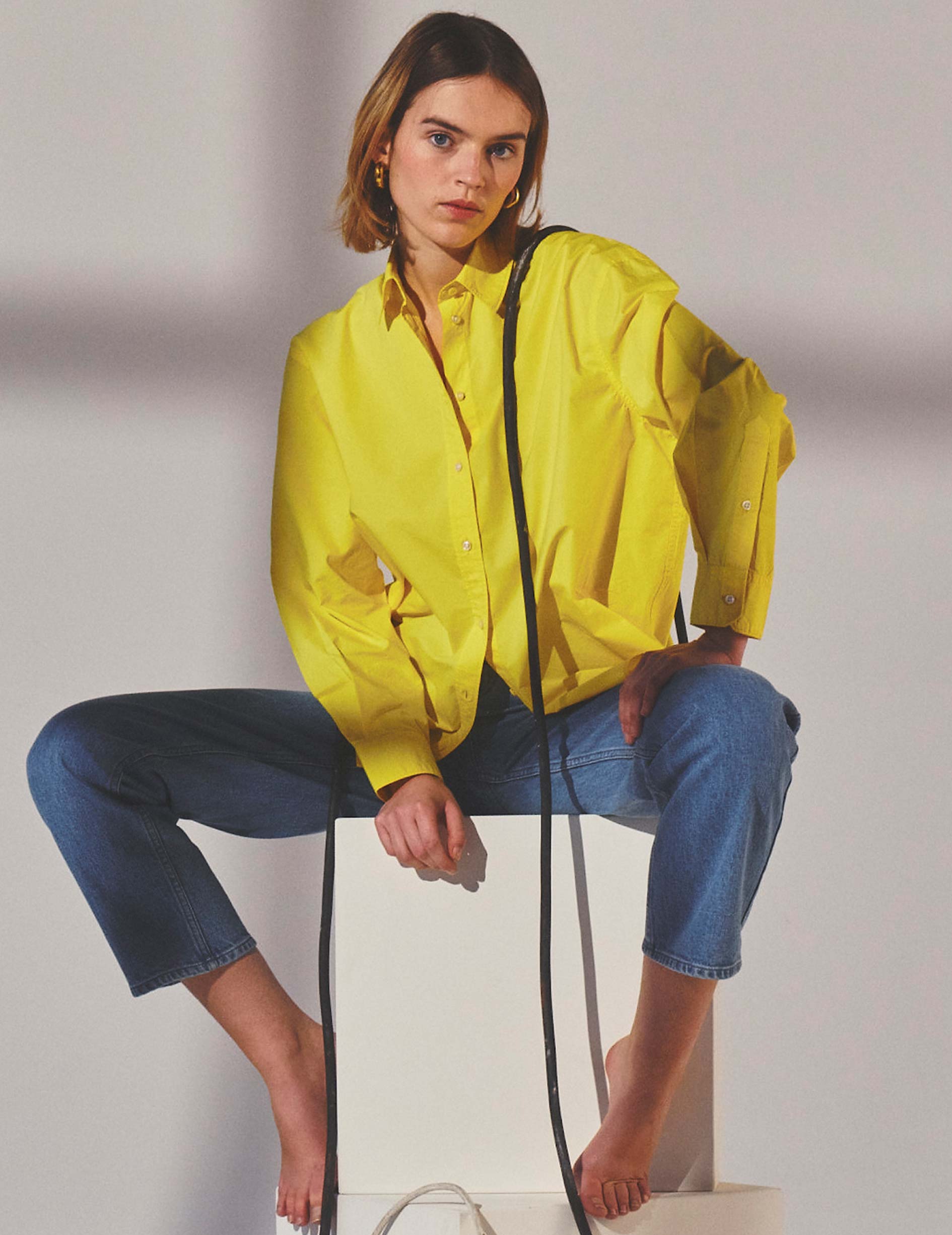 Oversized yellow Delina shirt