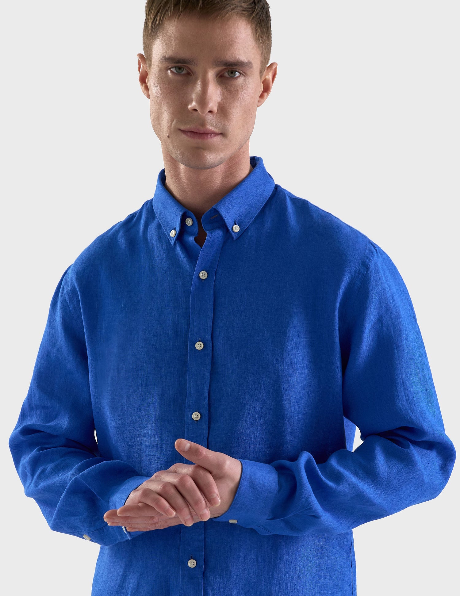 Gaspard shirt in intense blue linen - Linen - American Collar#3