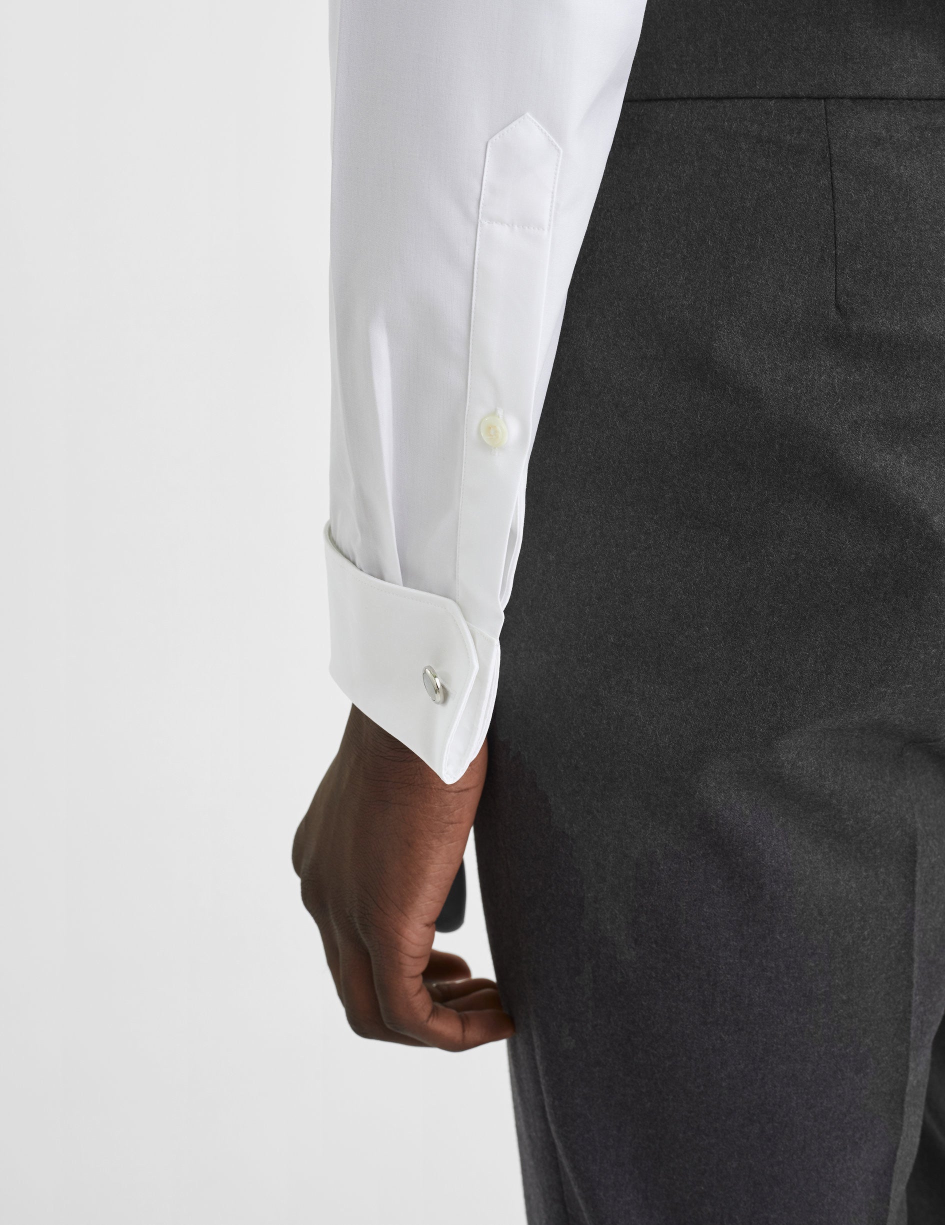 Fitted white concealed throat shirt - Poplin - Figaret Collar - French Cuffs