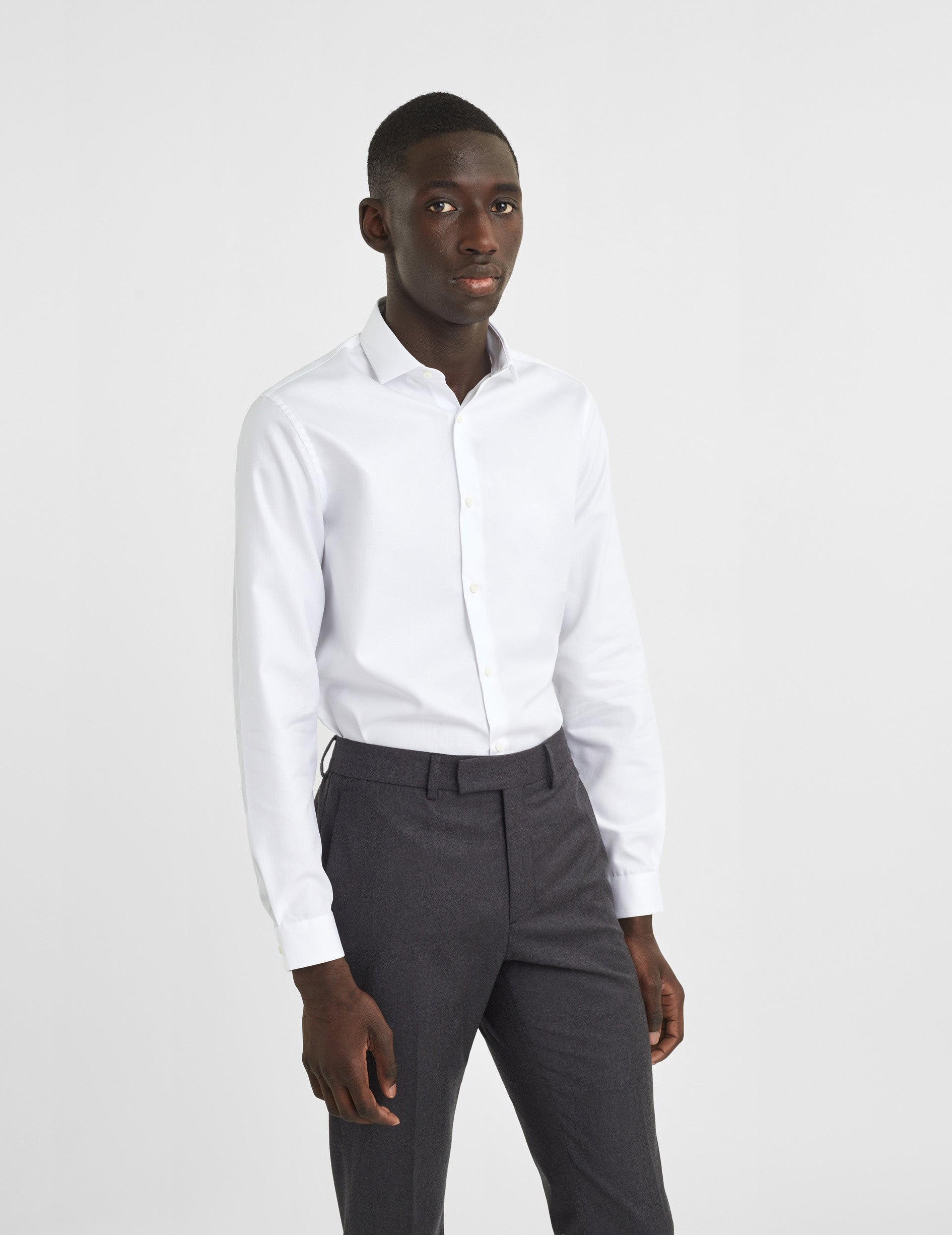 Fitted white shirt - Shaped - Thin Collar